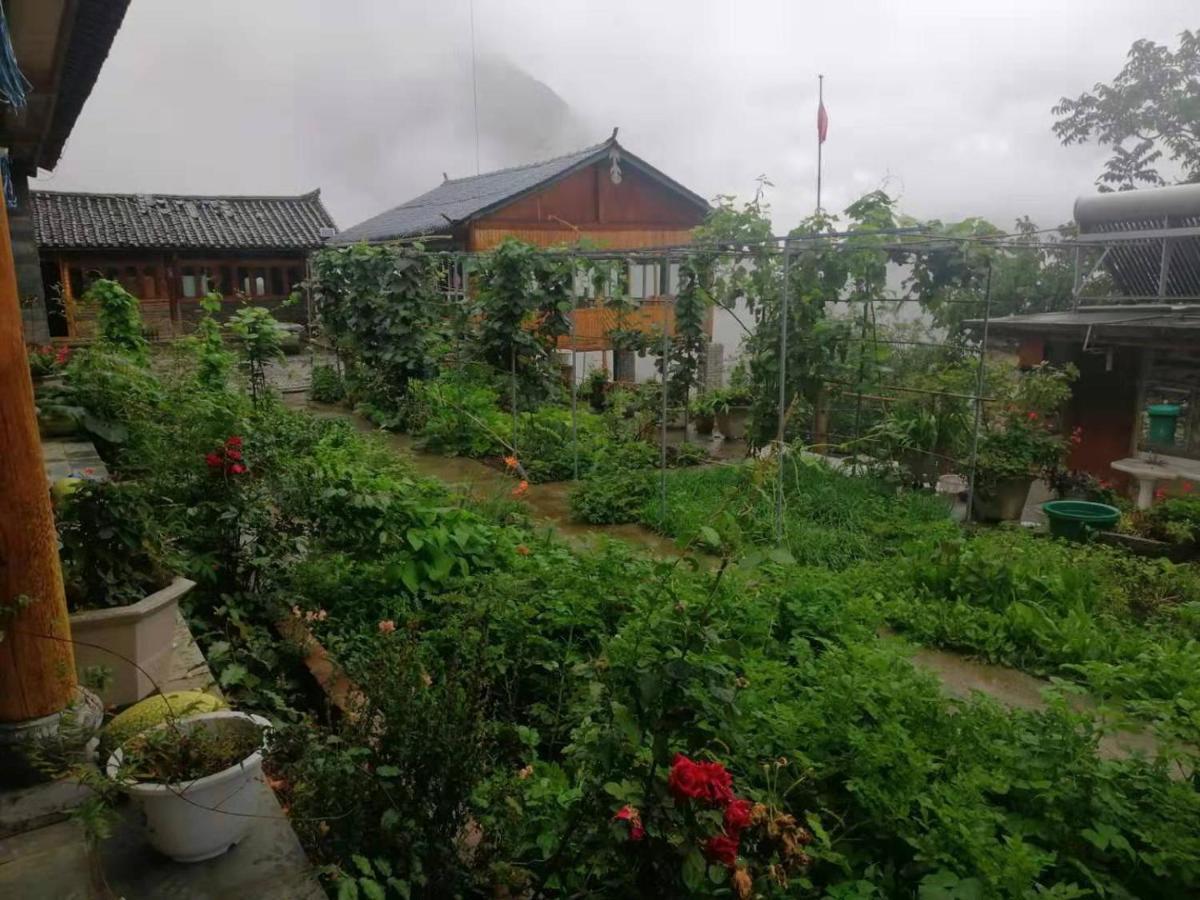 Ancient Luke Hostel Longpan Екстериор снимка